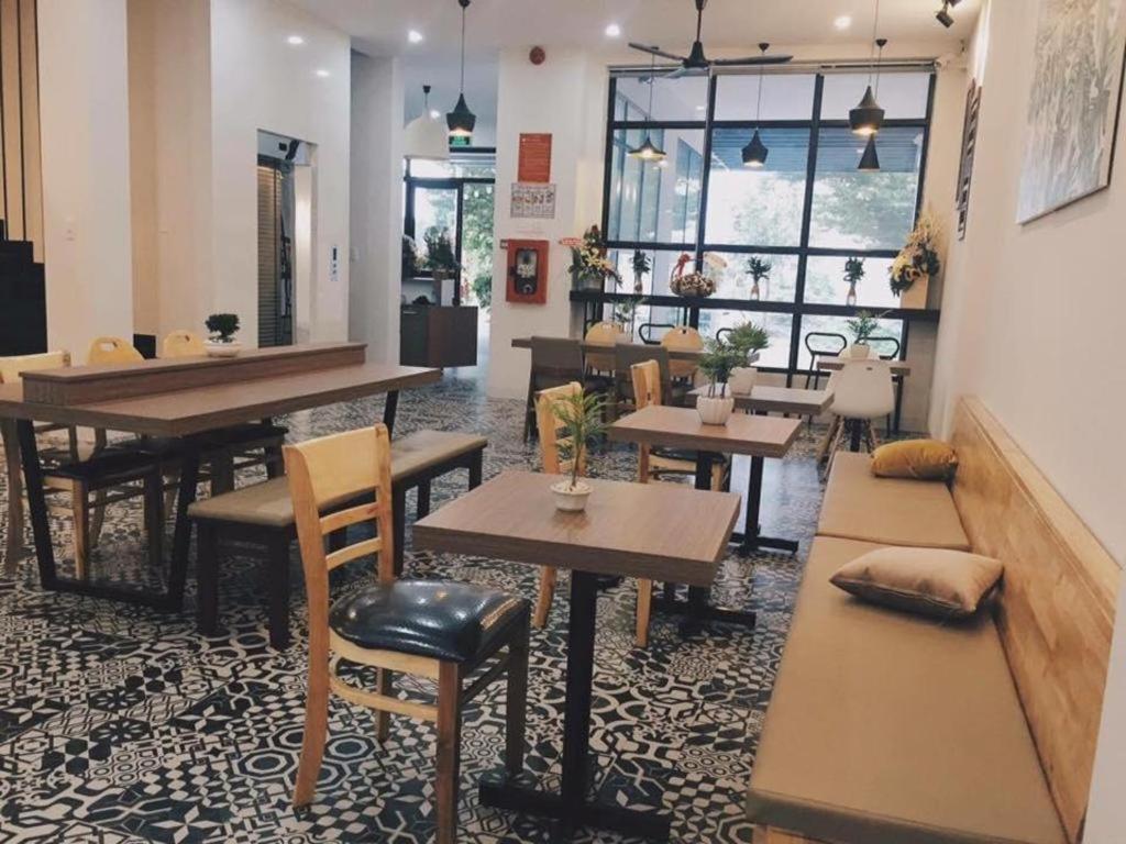 The Highland House Hotel Buon Ma Thuot Exterior photo